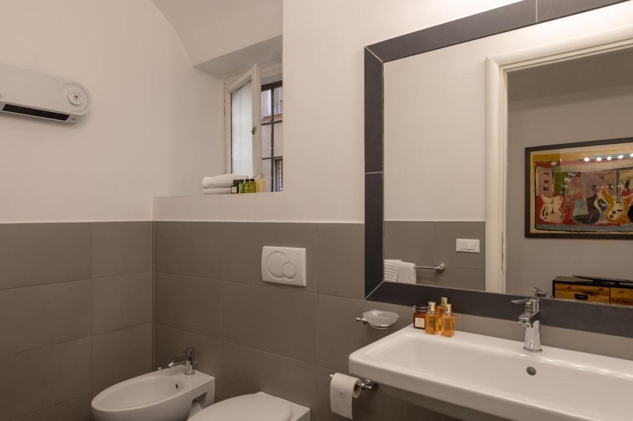 Appartamento NEW! Amazing Piazza Navona View Roma Esterno foto