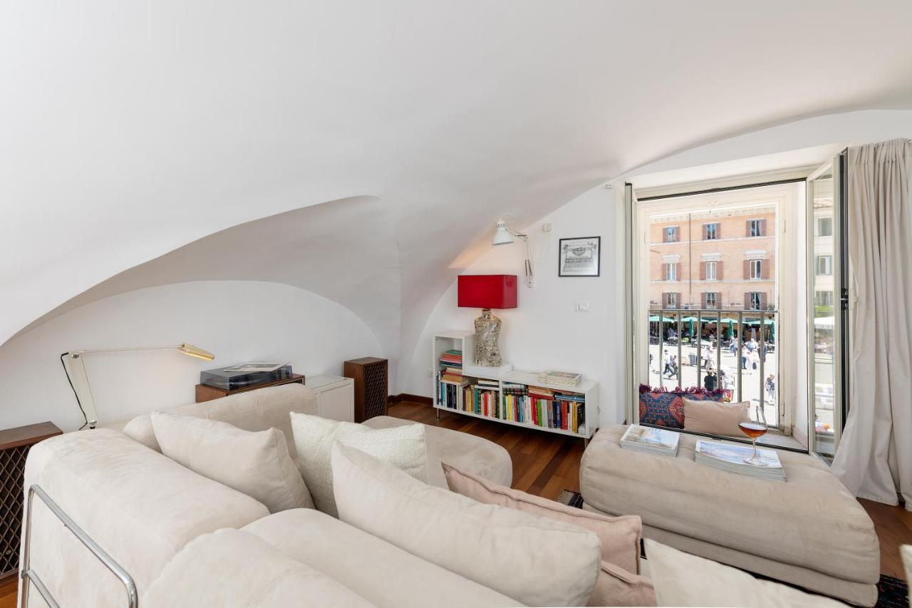 Appartamento NEW! Amazing Piazza Navona View Roma Esterno foto