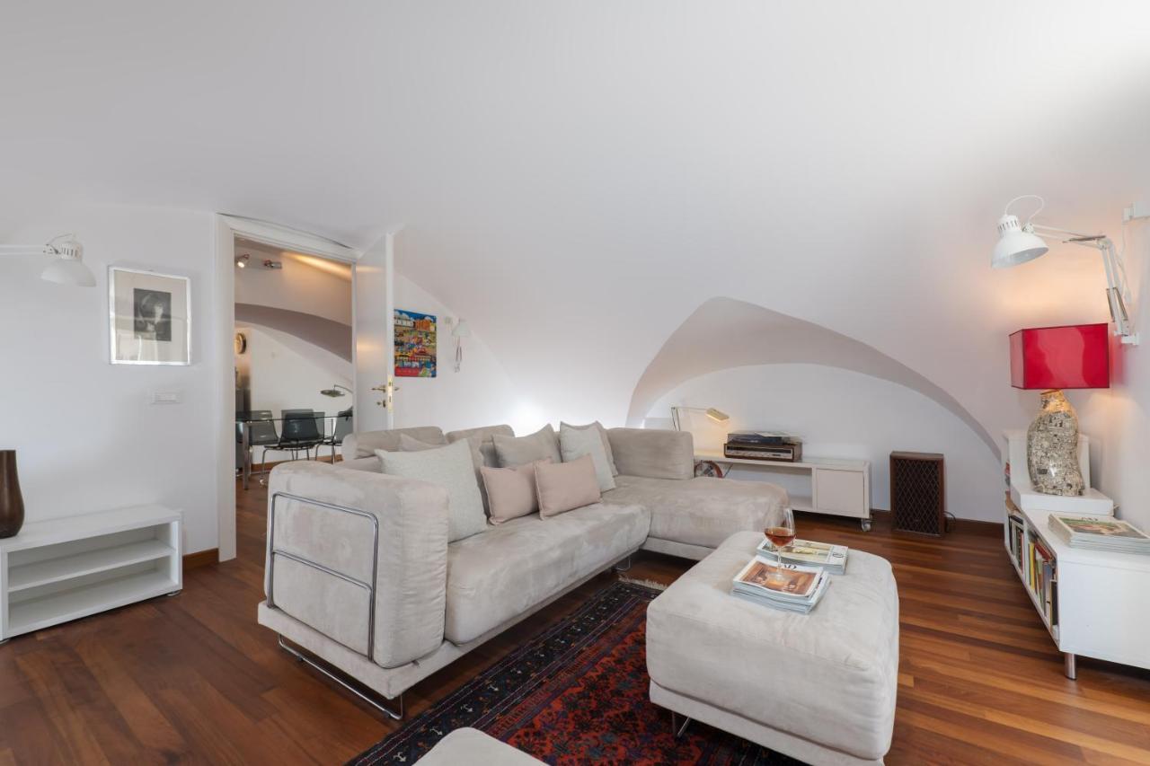 Appartamento NEW! Amazing Piazza Navona View Roma Esterno foto