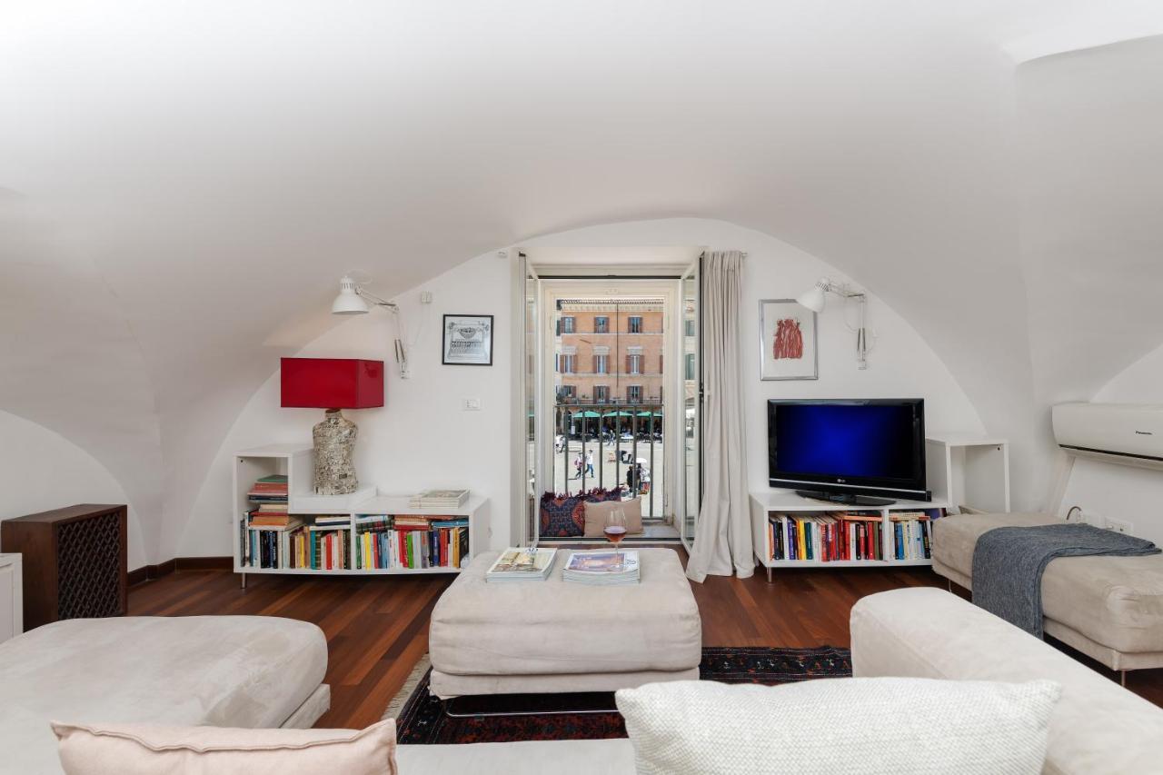 Appartamento NEW! Amazing Piazza Navona View Roma Esterno foto